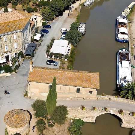 Le Neptune Le Somail Luaran gambar