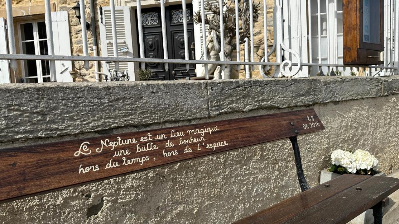 Le Neptune Le Somail Luaran gambar