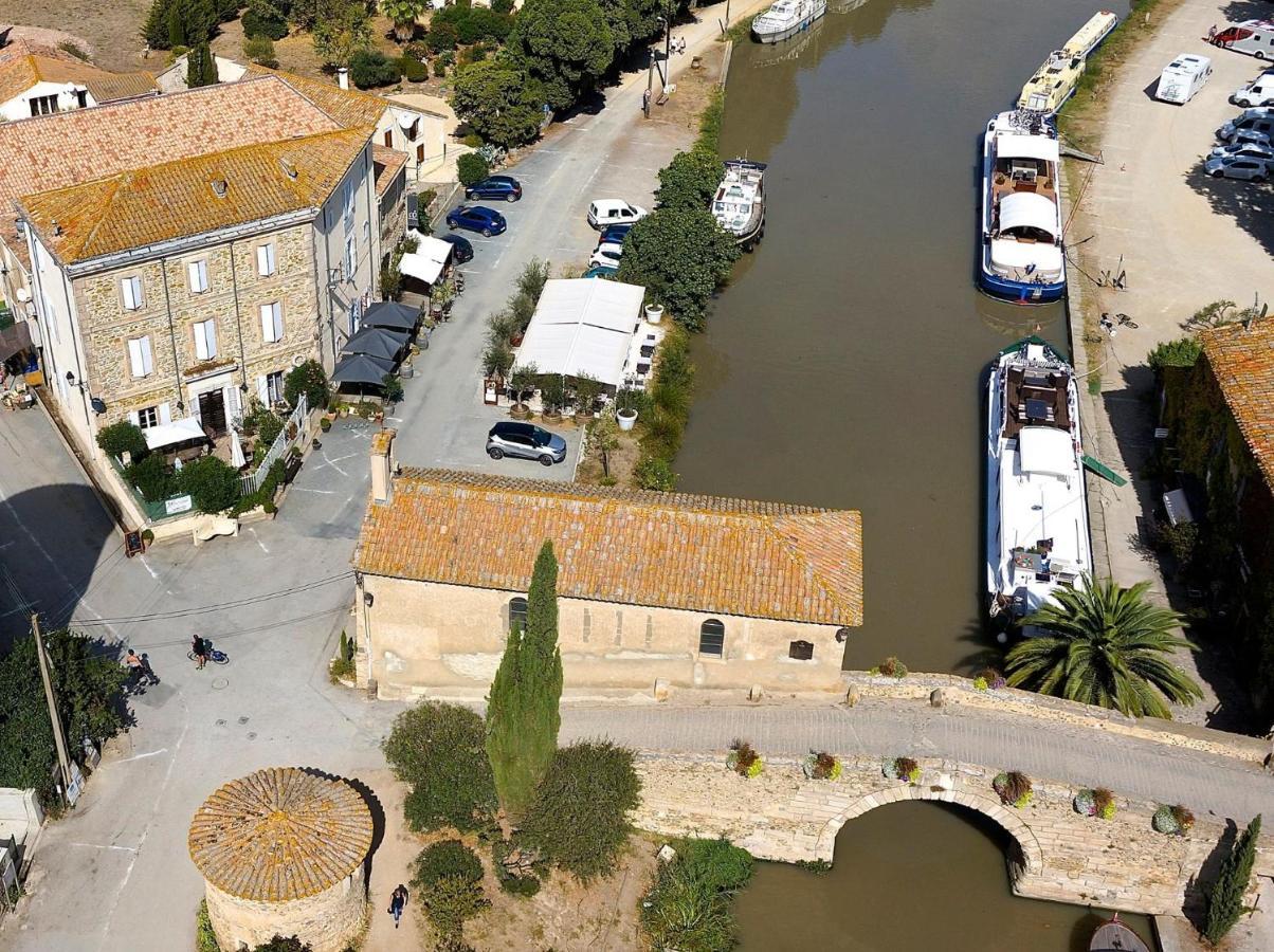 Le Neptune Le Somail Luaran gambar